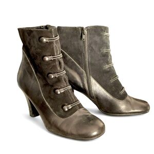 AEROSOLES Leather Tyrolean Ankle Boots